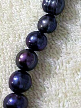!!Genuine!! 43" Black Tahitian Pearl Necklace - 11mm pearls